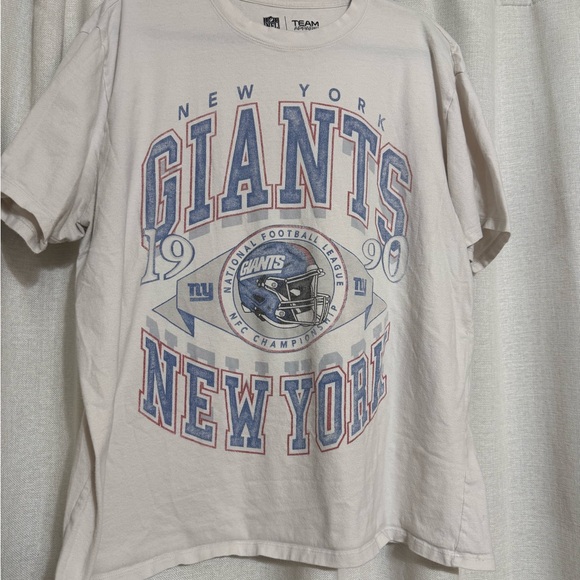 Abercrombie & Fitch New York Giants Graphic Tee - Picture 2 of 5